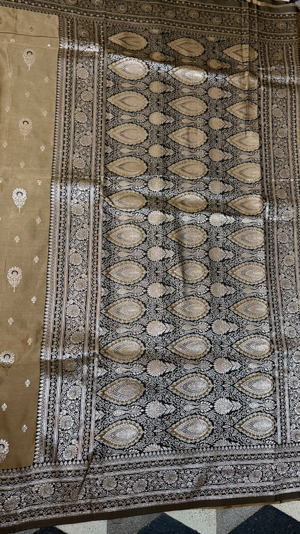 Olive Brown Silk Saree with Zari Work, Floral & Paisley Motifs (Traditional Indian Wear)