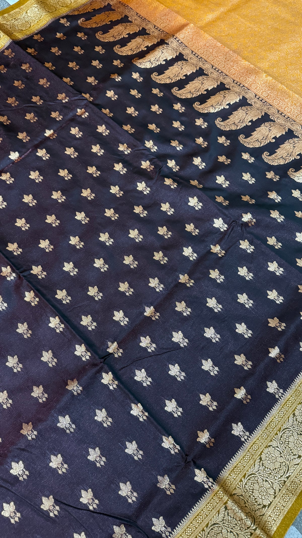Banarasi Silk Saree, Purple & Gold Zari Woven, Traditional Indian Wedding Wear