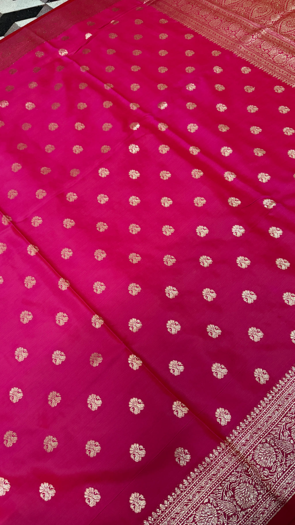 Emerald Green Banarasi Silk Saree, Rose Gold Zari Woven Border, Indian Wedding Festive Wear (Copy)