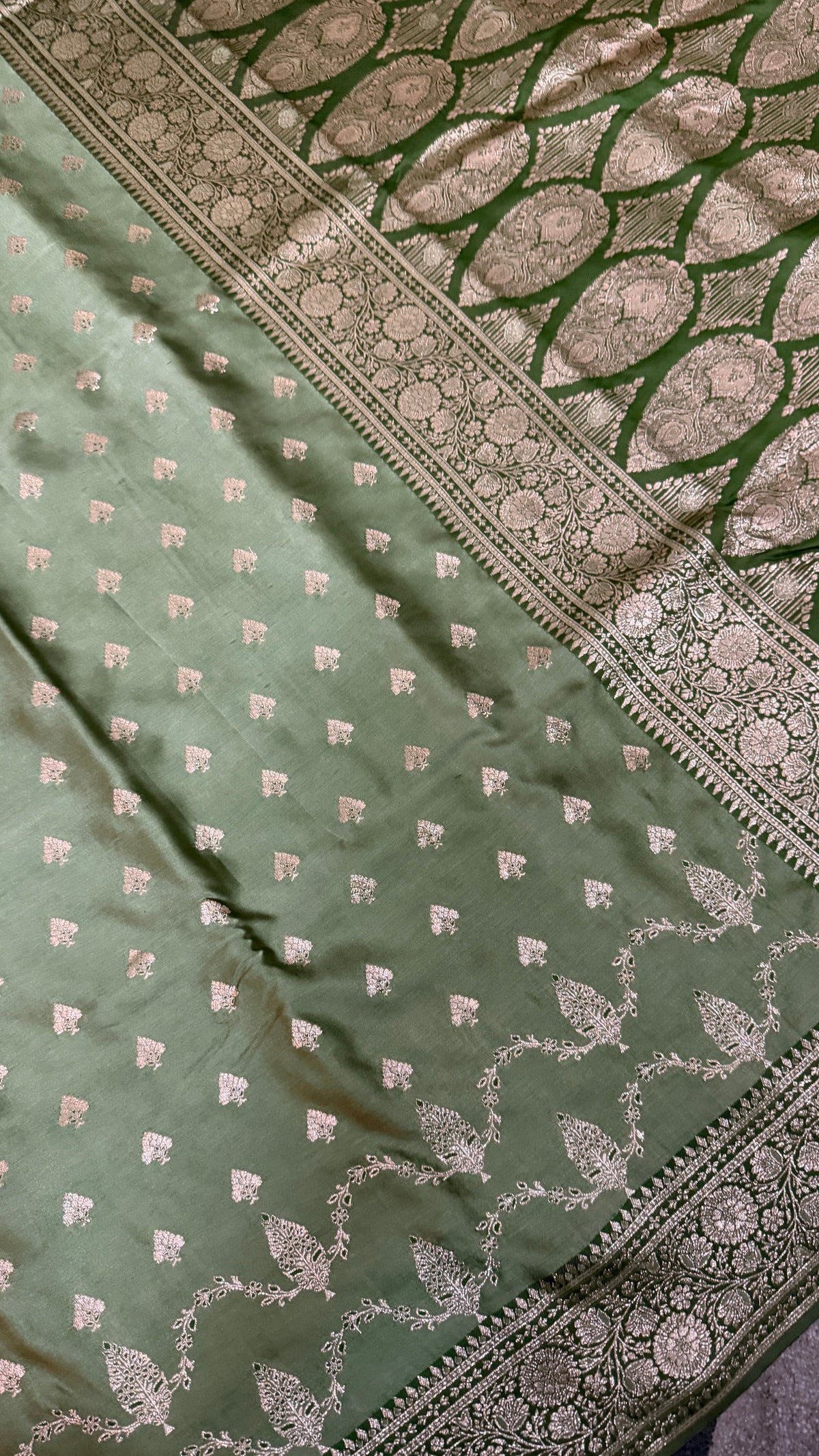 Emerald Green Banarasi Silk Saree, Rose Gold Zari Woven Border, Indian Wedding Festive Wear (Copy 6)