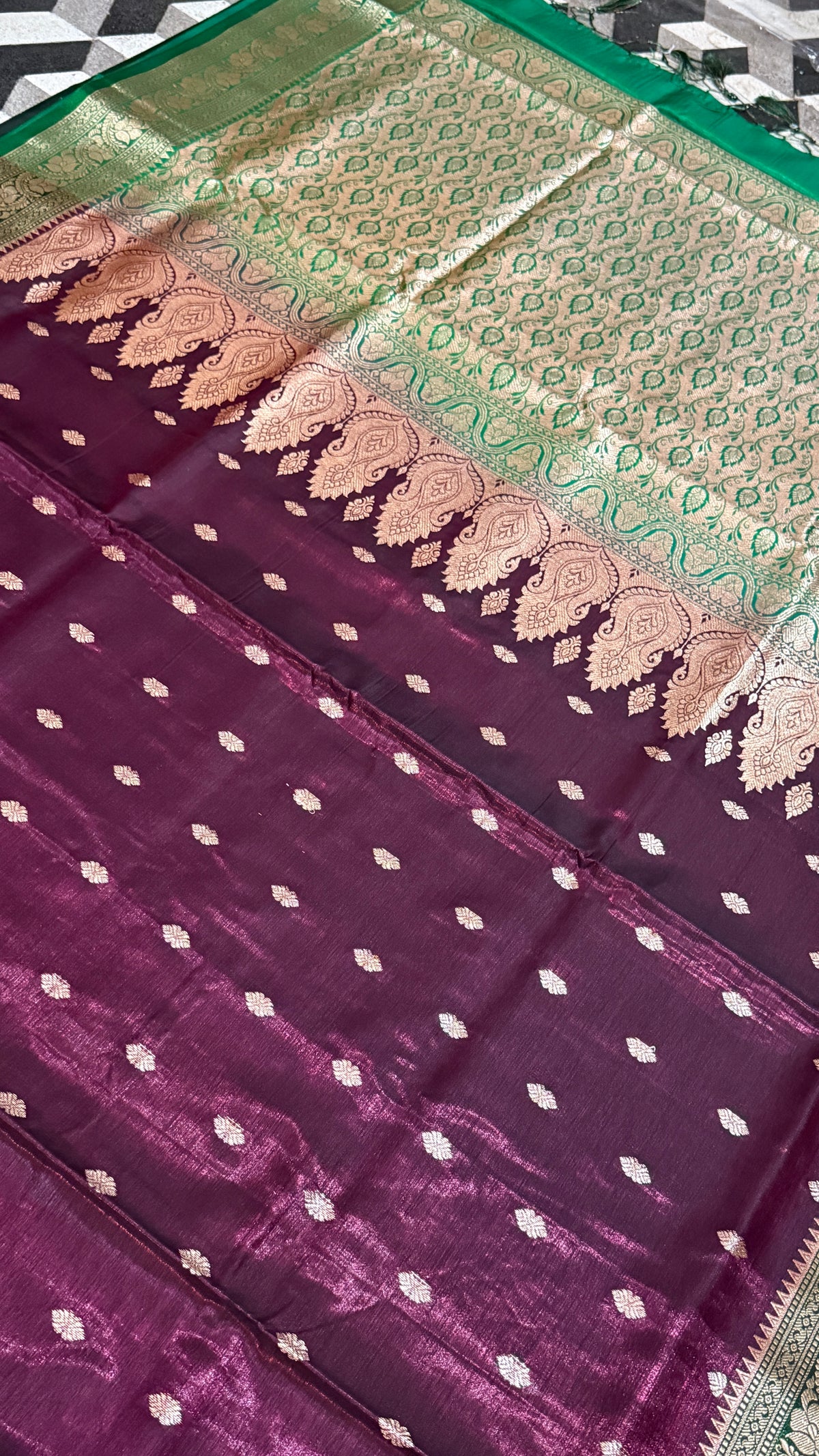 Banarasi Silk Saree, Wine Purple & Emerald Green, Golden Zari Weaving, Wedding Ethnic Wear