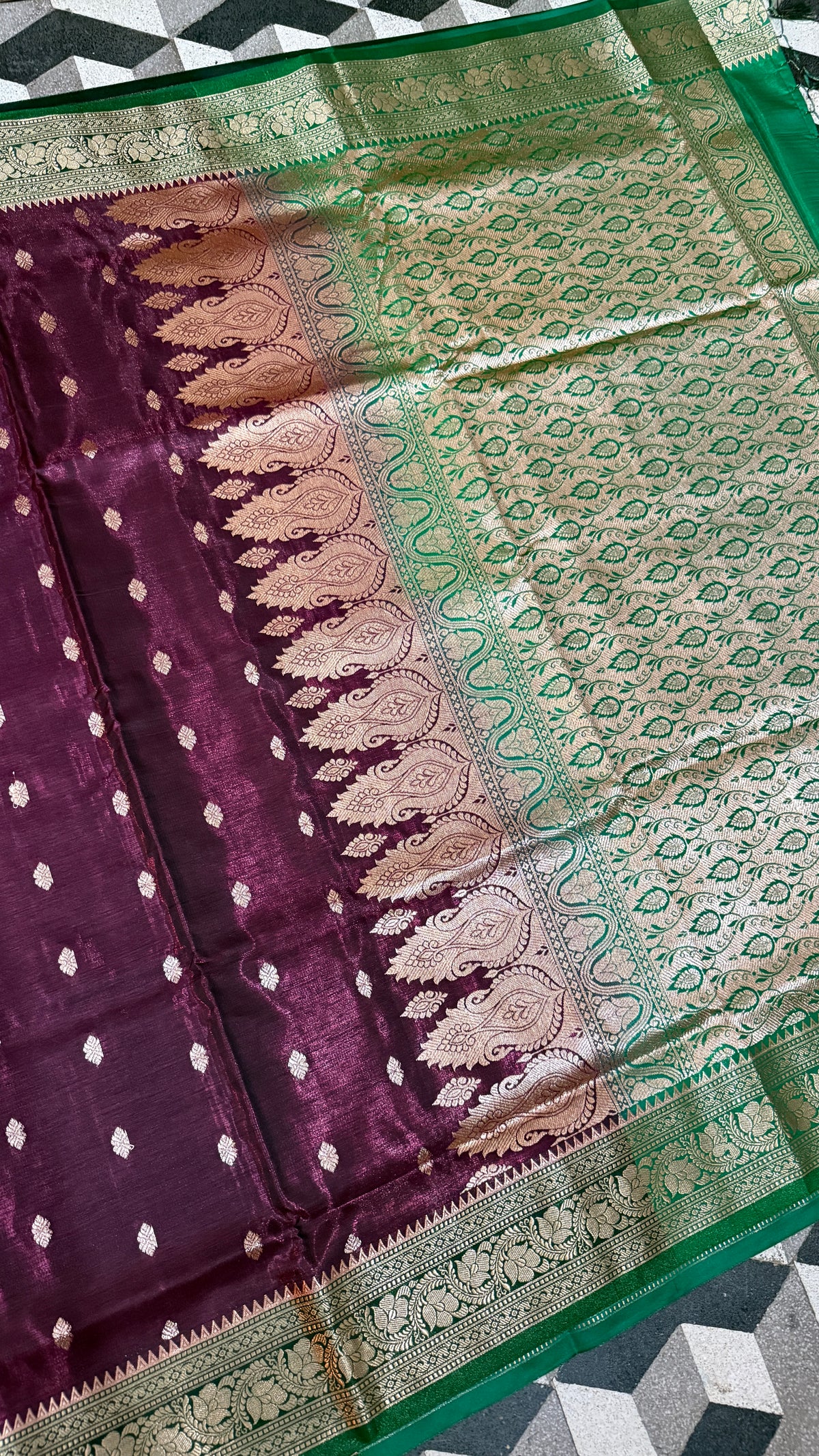 Banarasi Silk Saree, Wine Purple & Emerald Green, Golden Zari Weaving, Wedding Ethnic Wear