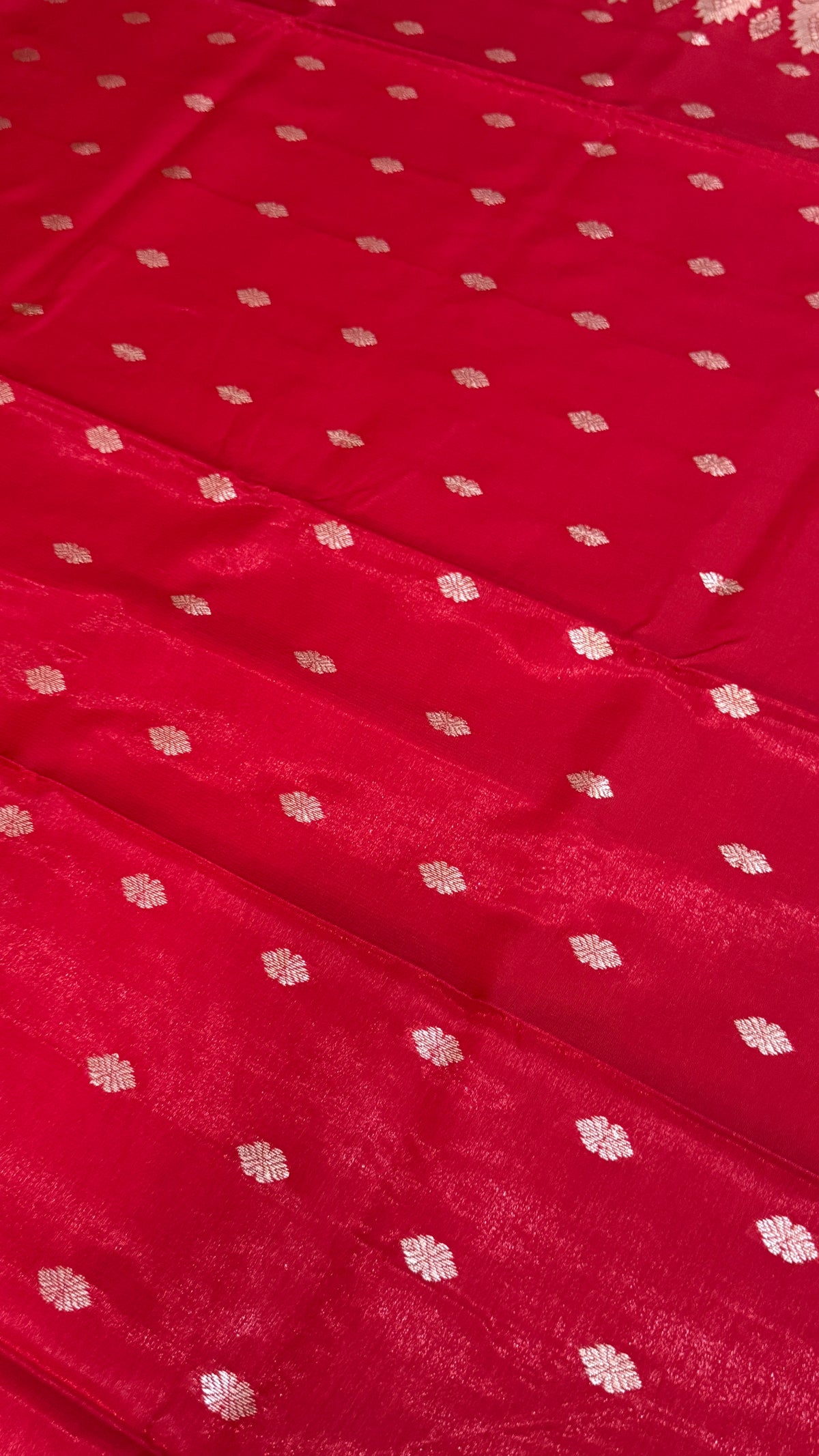 Red Green Banarasi Silk Saree, Golden Zari Woven Wedding Ethnic Wear