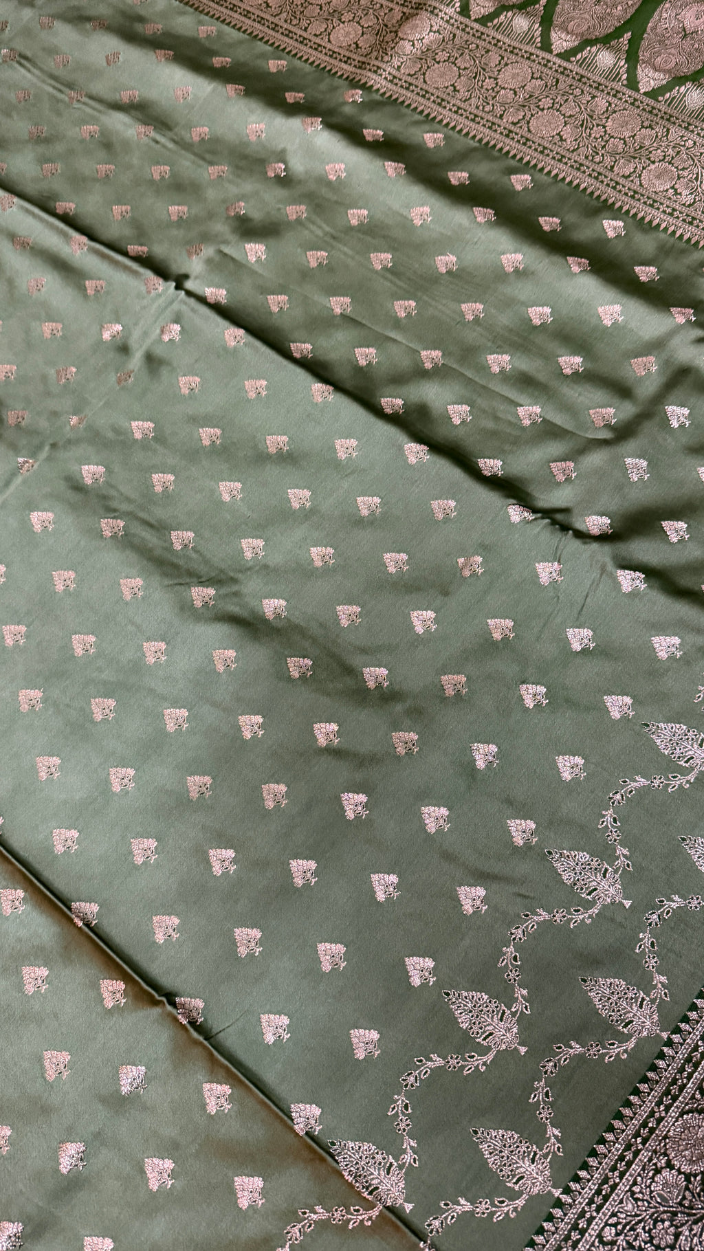 Emerald Green Banarasi Silk Saree, Rose Gold Zari Woven Border, Indian Wedding Festive Wear (Copy 6)