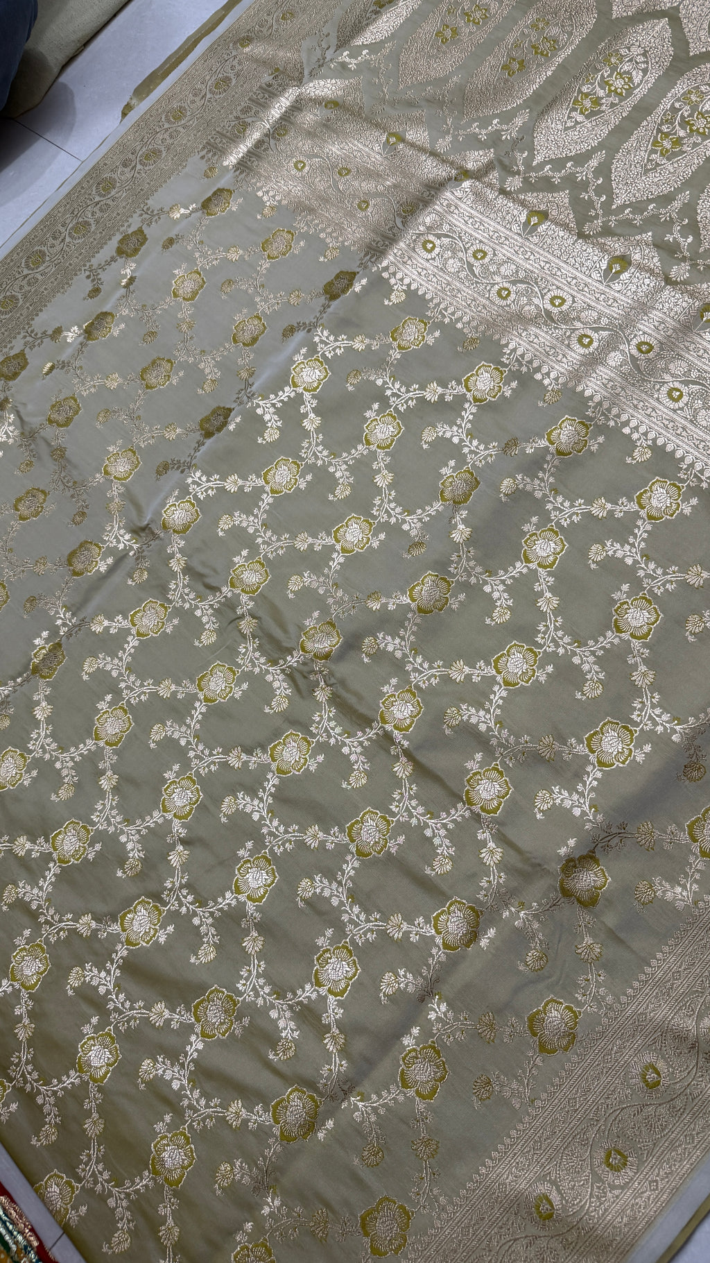 Pure Katan Silk Saree: Champagne Beige Zari Woven, Floral Motifs, Traditional Indian Wedding Wear