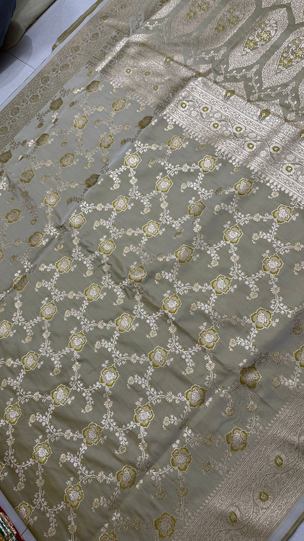Pure Katan Silk Saree: Champagne Beige Zari Woven, Floral Motifs, Traditional Indian Wedding Wear