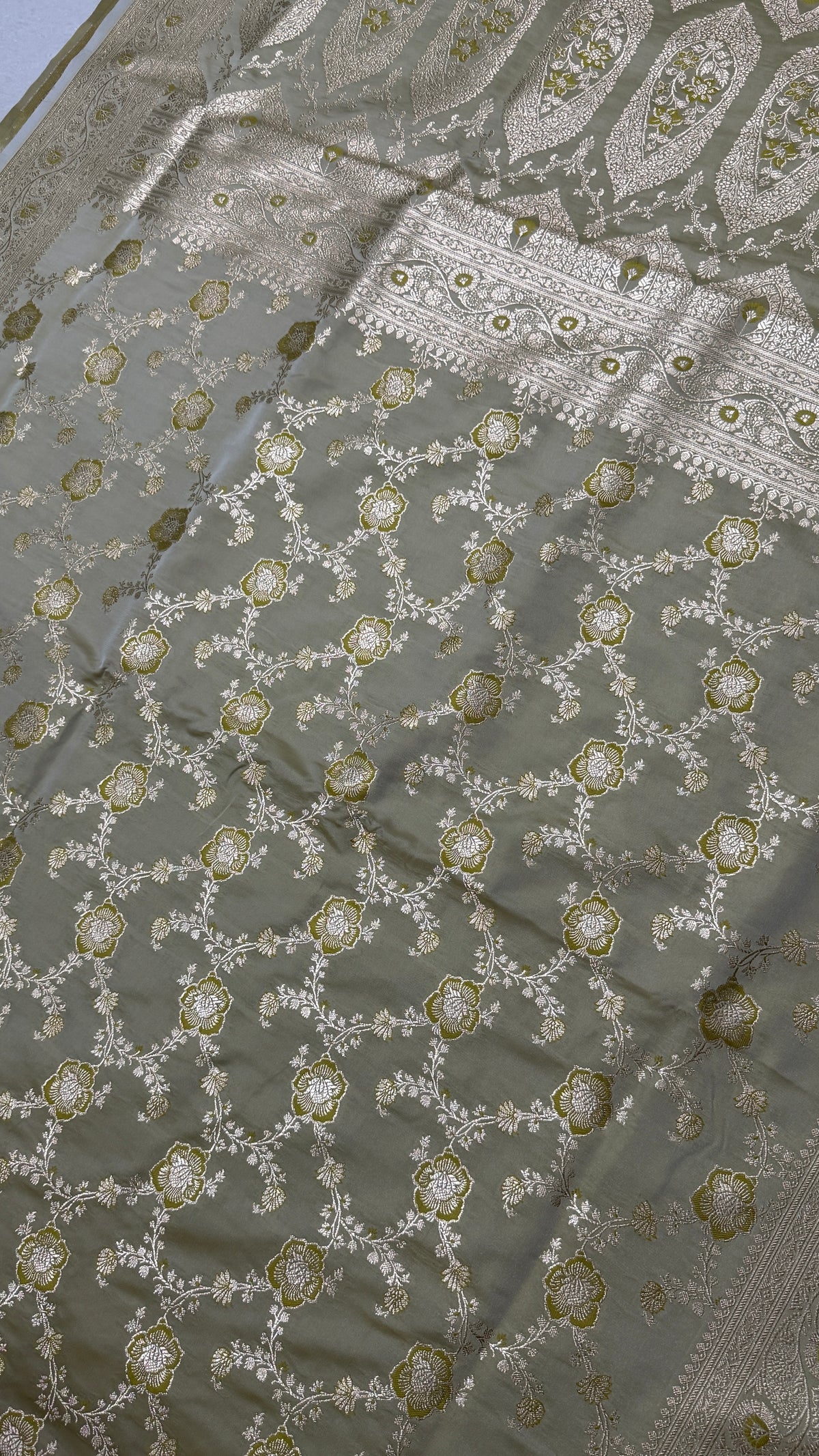 Pure Katan Silk Saree: Champagne Beige Zari Woven, Floral Motifs, Traditional Indian Wedding Wear