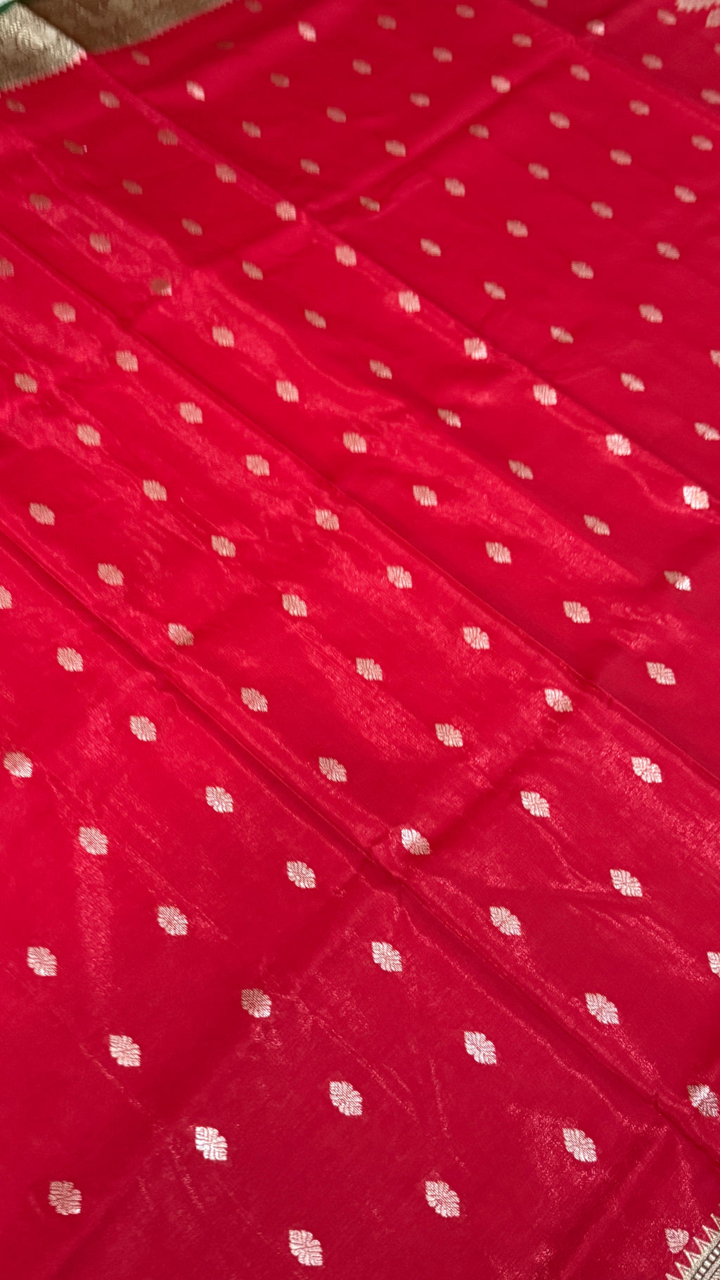 Red Green Banarasi Silk Saree, Golden Zari Woven Wedding Ethnic Wear