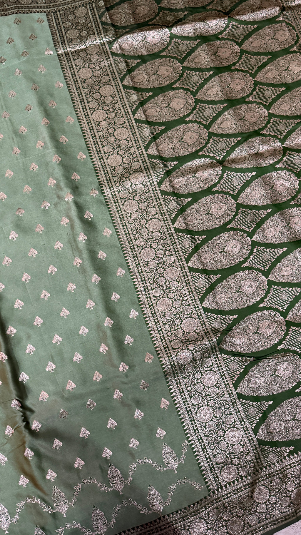 Emerald Green Banarasi Silk Saree, Rose Gold Zari Woven Border, Indian Wedding Festive Wear (Copy 6)