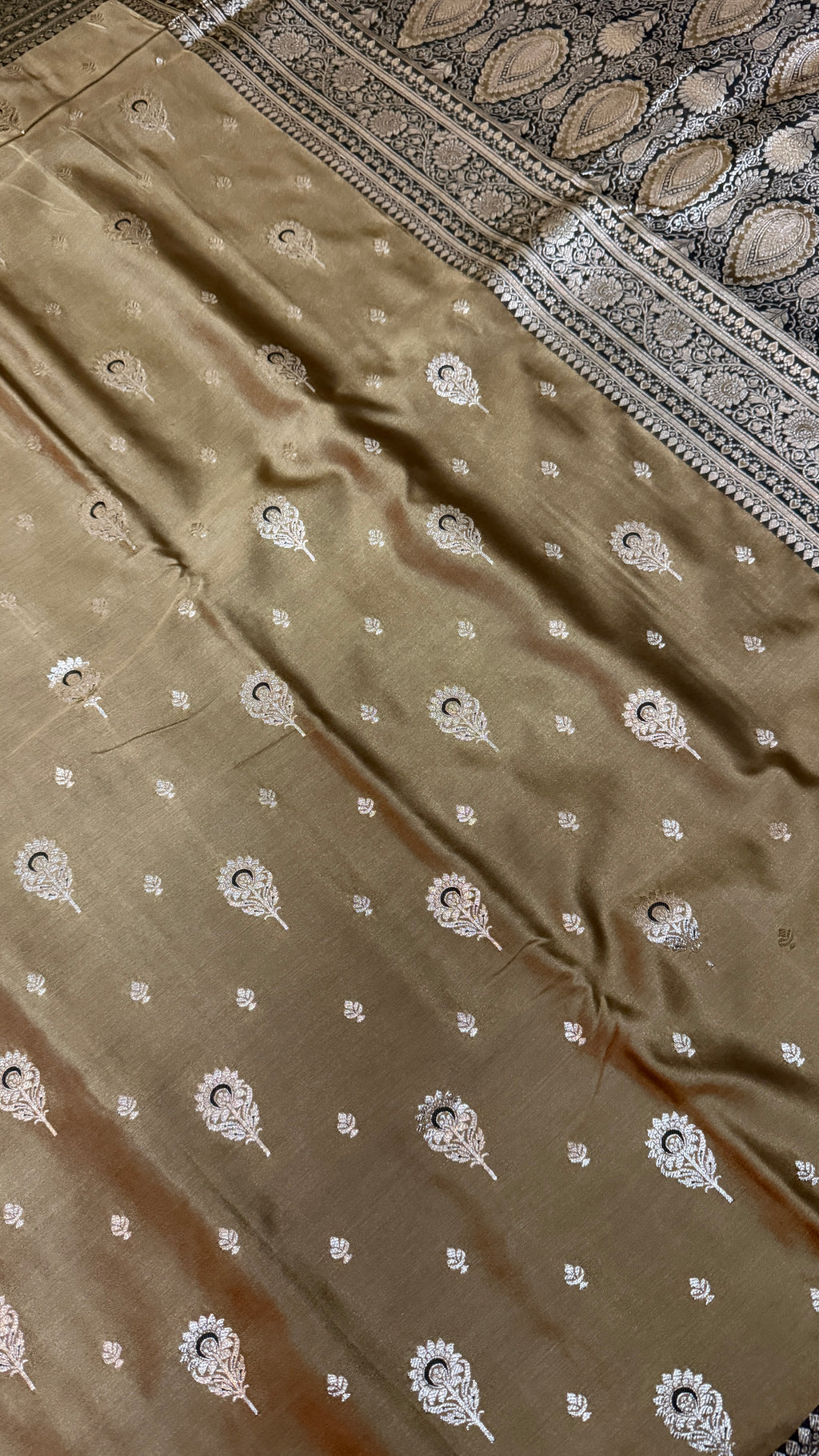 Olive Brown Silk Saree with Zari Work, Floral & Paisley Motifs (Traditional Indian Wear)