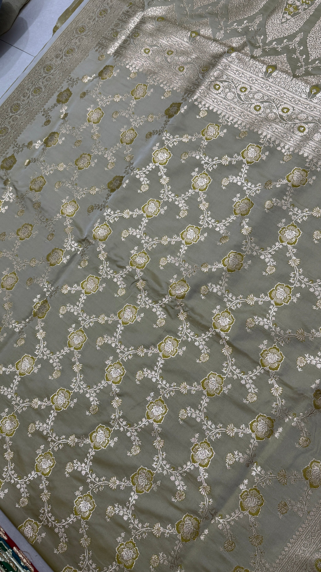 Pure Katan Silk Saree: Champagne Beige Zari Woven, Floral Motifs, Traditional Indian Wedding Wear