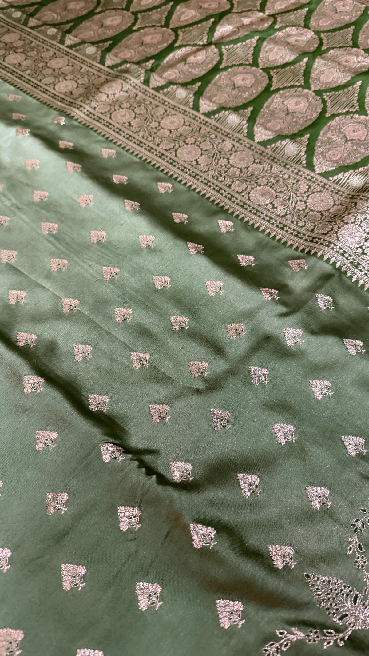 Emerald Green Banarasi Silk Saree, Rose Gold Zari Woven Border, Indian Wedding Festive Wear (Copy 6)