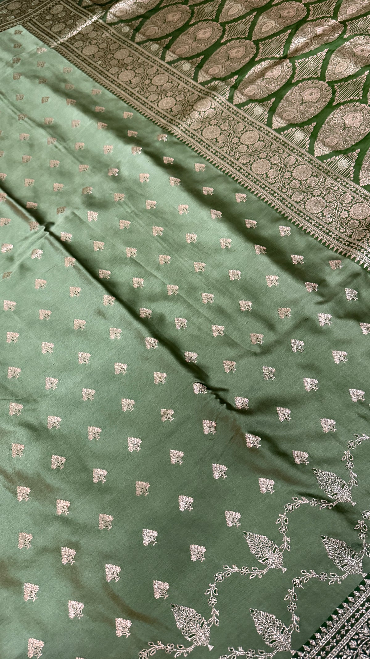 Emerald Green Banarasi Silk Saree, Rose Gold Zari Woven Border, Indian Wedding Festive Wear (Copy 6)
