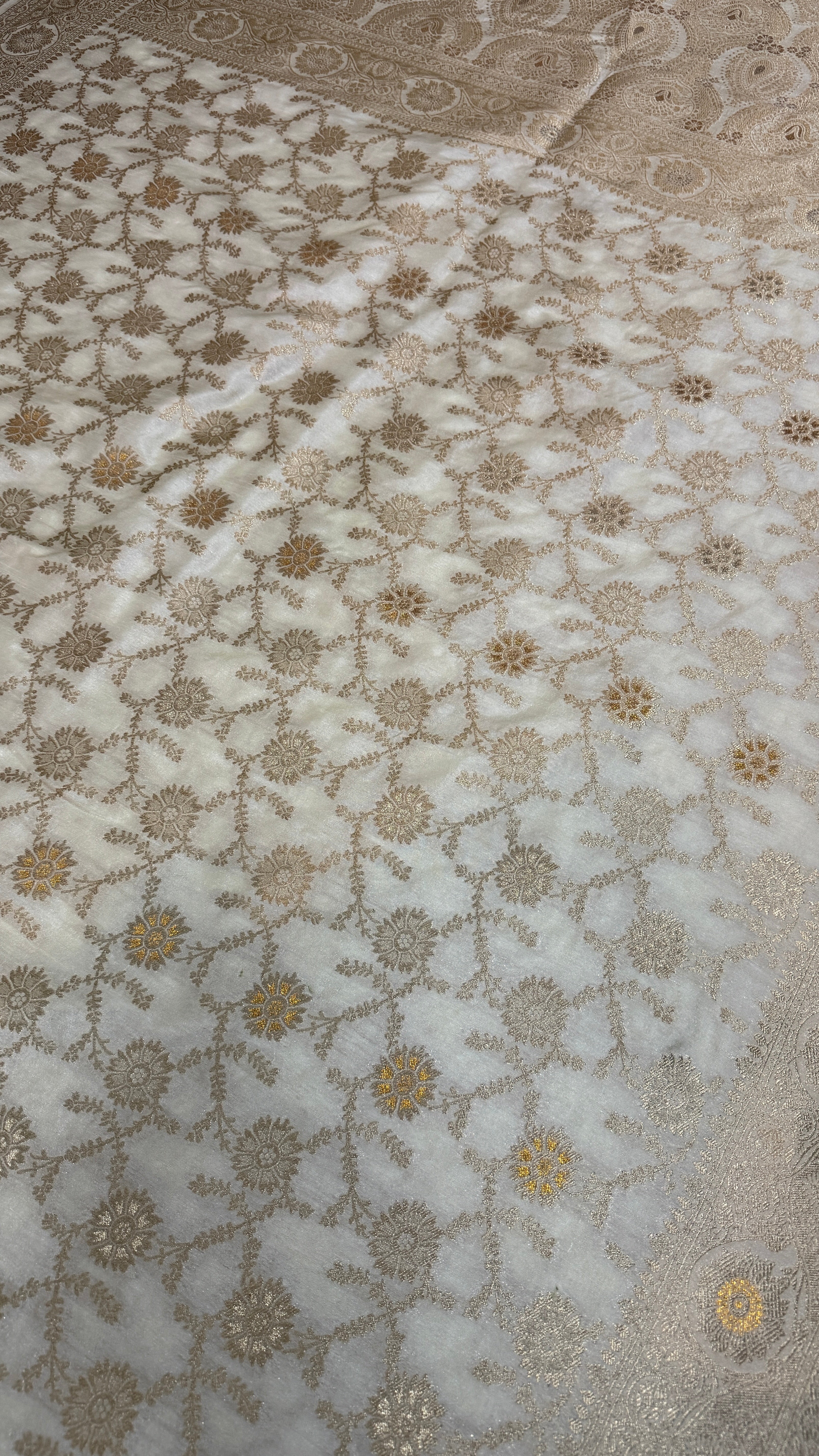 Ivory Dola Silk Cream Saree | Gold Zari Border, Floral Motifs, Banarasi Weave, Wedding Wear