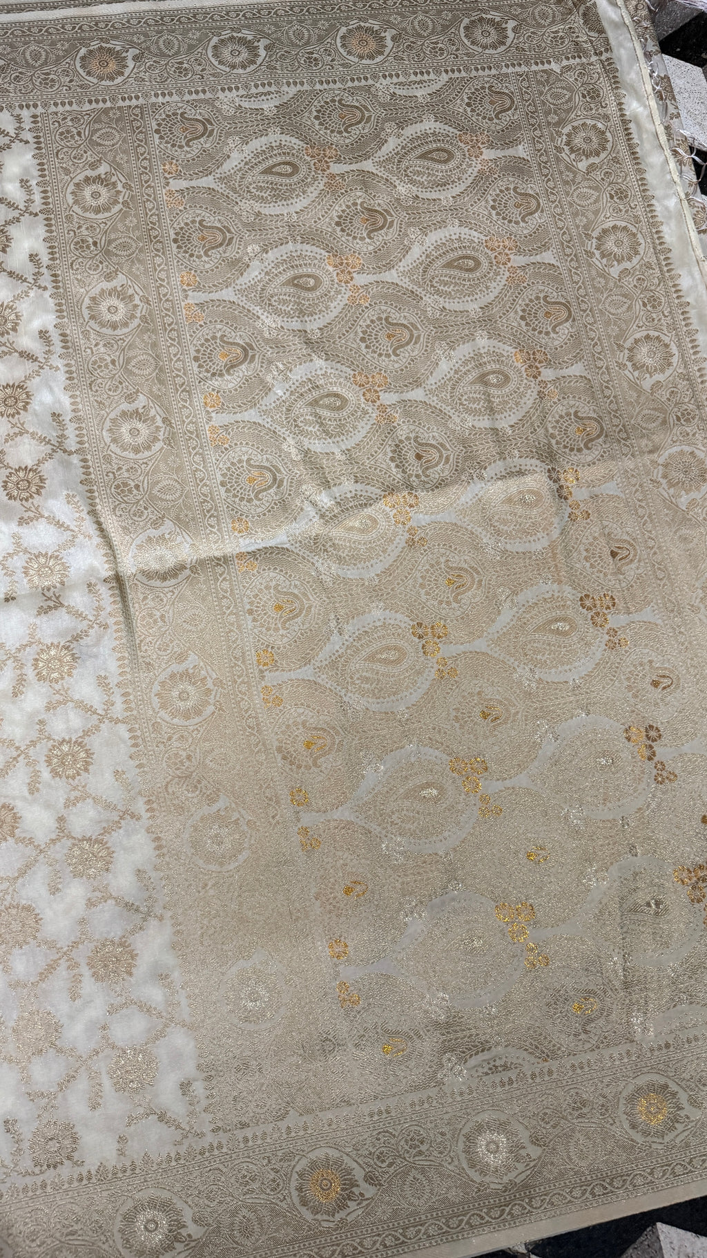 Ivory Dola Silk Cream Saree | Gold Zari Border, Floral Motifs, Banarasi Weave, Wedding Wear