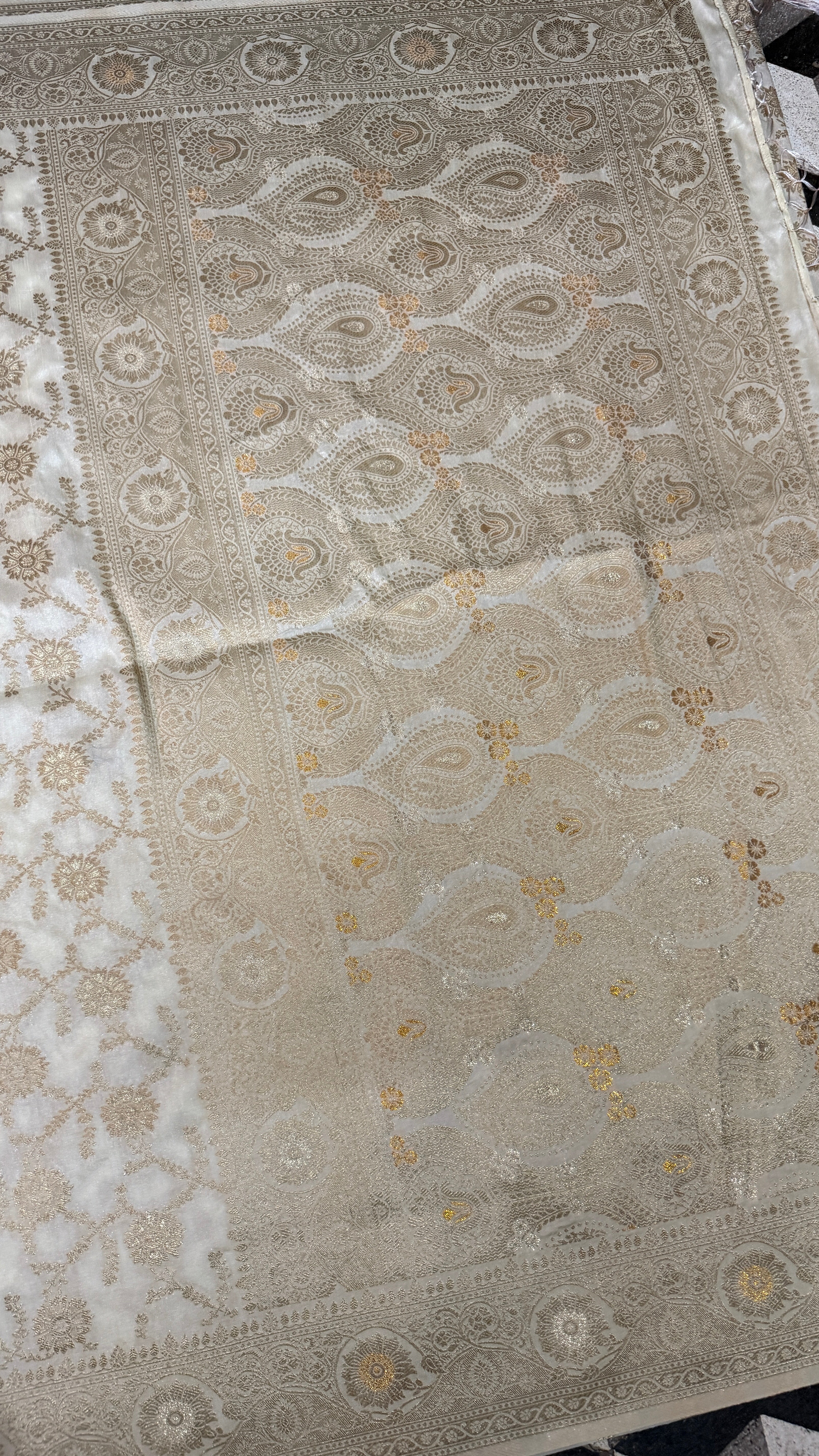 Ivory Dola Silk Cream Saree | Gold Zari Border, Floral Motifs, Banarasi Weave, Wedding Wear
