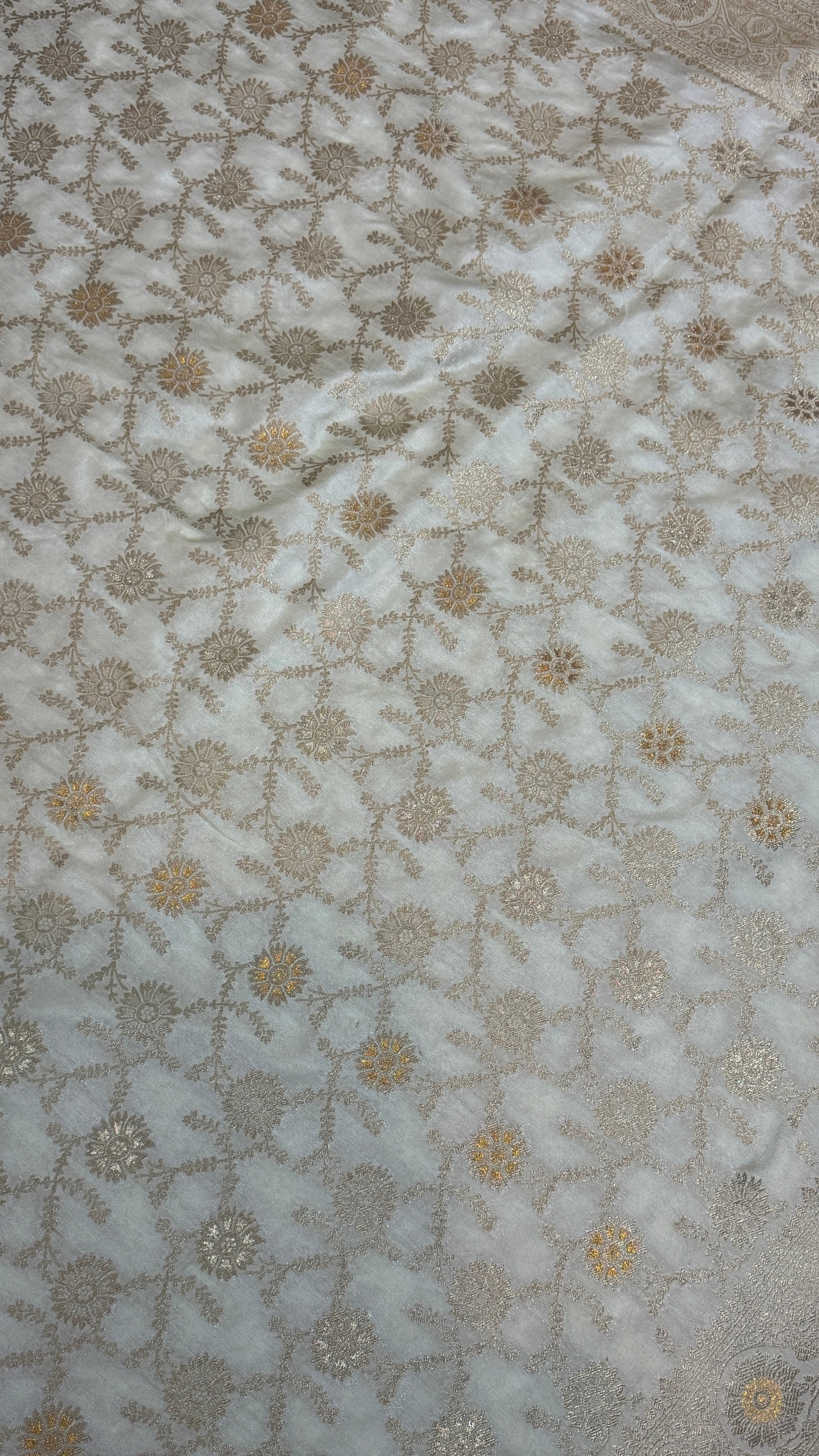 Ivory Dola Silk Cream Saree | Gold Zari Border, Floral Motifs, Banarasi Weave, Wedding Wear