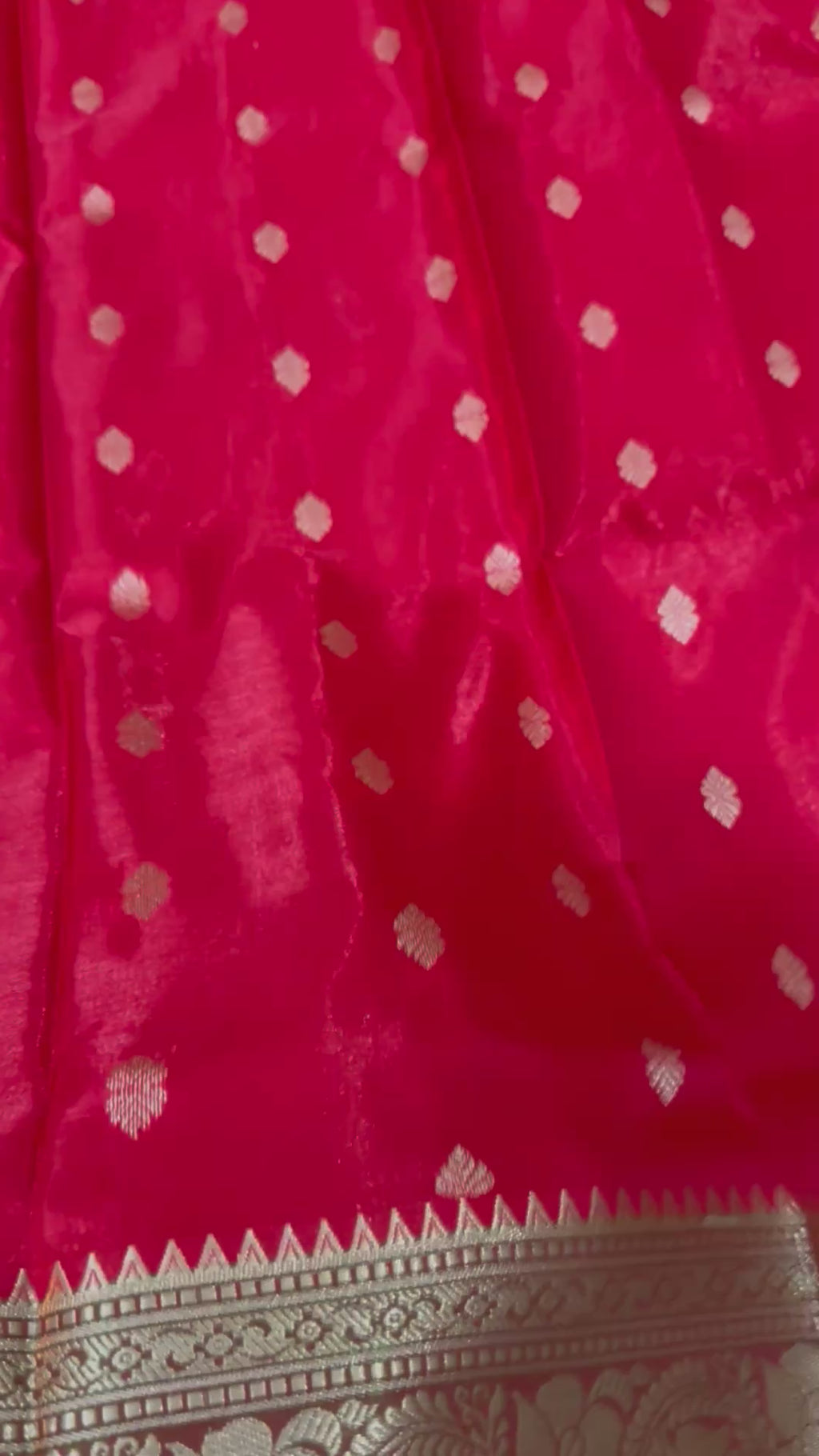 Red Green Banarasi Silk Saree, Golden Zari Woven Wedding Ethnic Wear